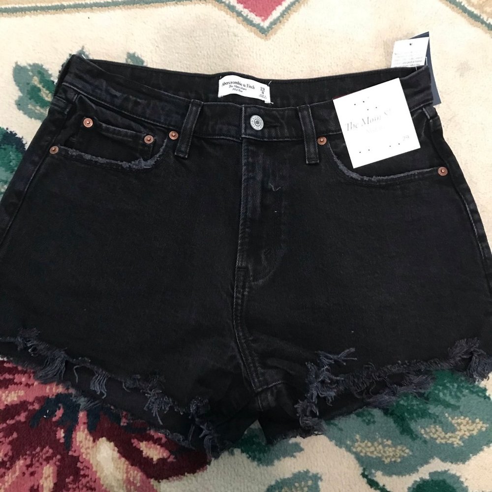 Abercrombie & Fitch Curve love Mom shorts